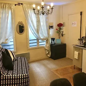 Apartamento Luxembourg-proche St Germain Des Pres, París